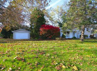 952 Thomas Dr, Jackson, MI