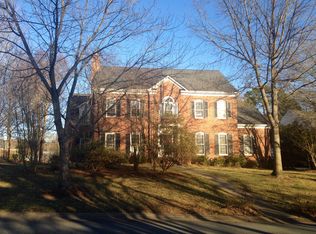 9227 Hemingford Ct, Charlotte, NC 28277