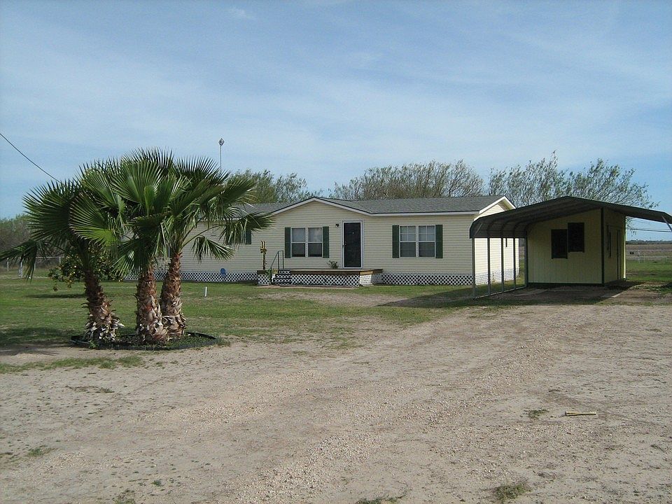 VERY NICE HOME ON 2 OVERSIZED LOTS