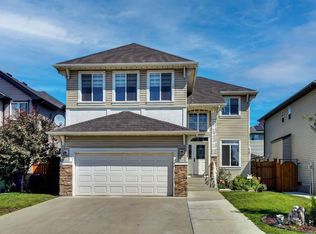 117 S Hawkmere Pl, Chestermere, AB T1X0C6