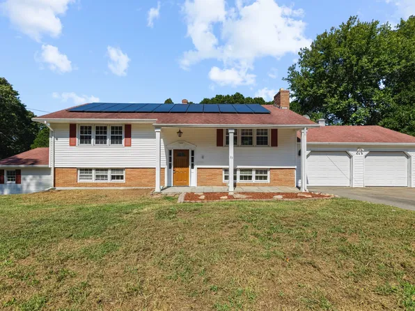 33 Teecomwas Drive, Montville, CT 06382