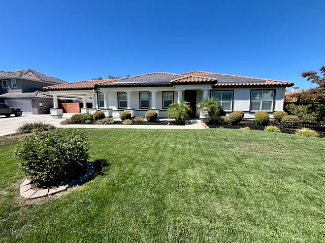 381 Havasu Ct — Photo 1