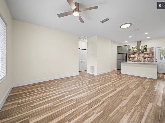 3rd image of 208 N Cherry St #A