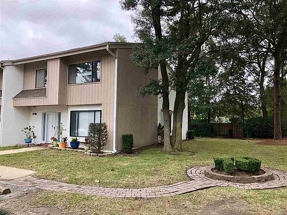 5th image of 3400 Wimbledon Dr APT 1