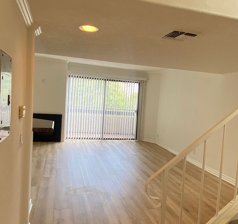 Entry (NOTE: These photos were taken of similar unit while the available unit is undergoing a similar complete interior cosmetic refresh!!)