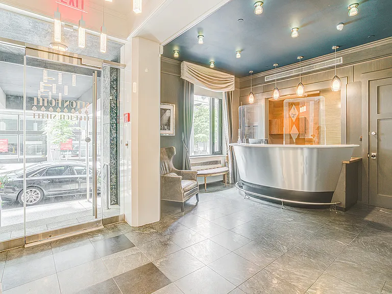 144 E 40th St #307 — Photo 7