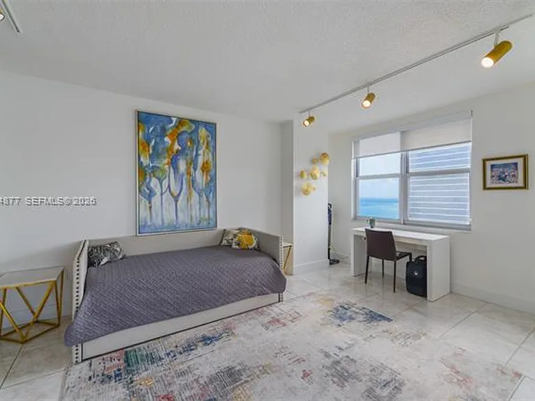 1950 S Ocean Dr #19E — Photo 19
