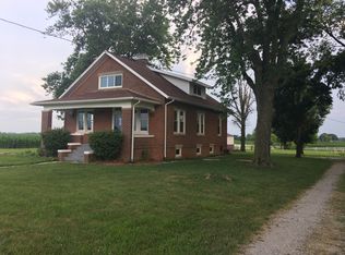 14176 Iberg Rd, Highland, IL 62249