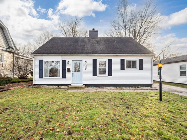 1410 Clarendon Ave, Niles, MI 49120