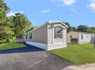 39 Toadstool Knls, Charlestown, RI 02813