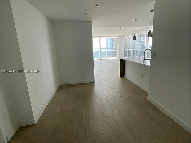 600 NE 27th St #1205 — Photo 41