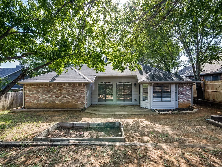 2515 Mountainview Dr — Photo 12