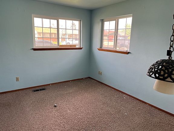 2nd image of 3208 W Viola Ave
