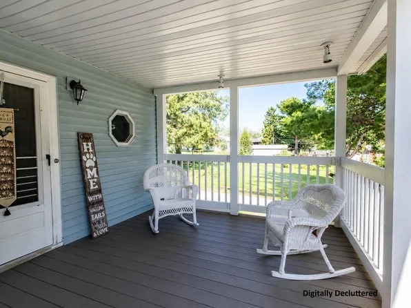 322 W Division St, Dodgeville, WI 53533