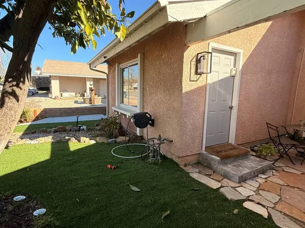2844 Barnes St, Simi Valley, CA 93065