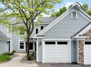7305 Amber Ln, Eden Prairie, MN 55346