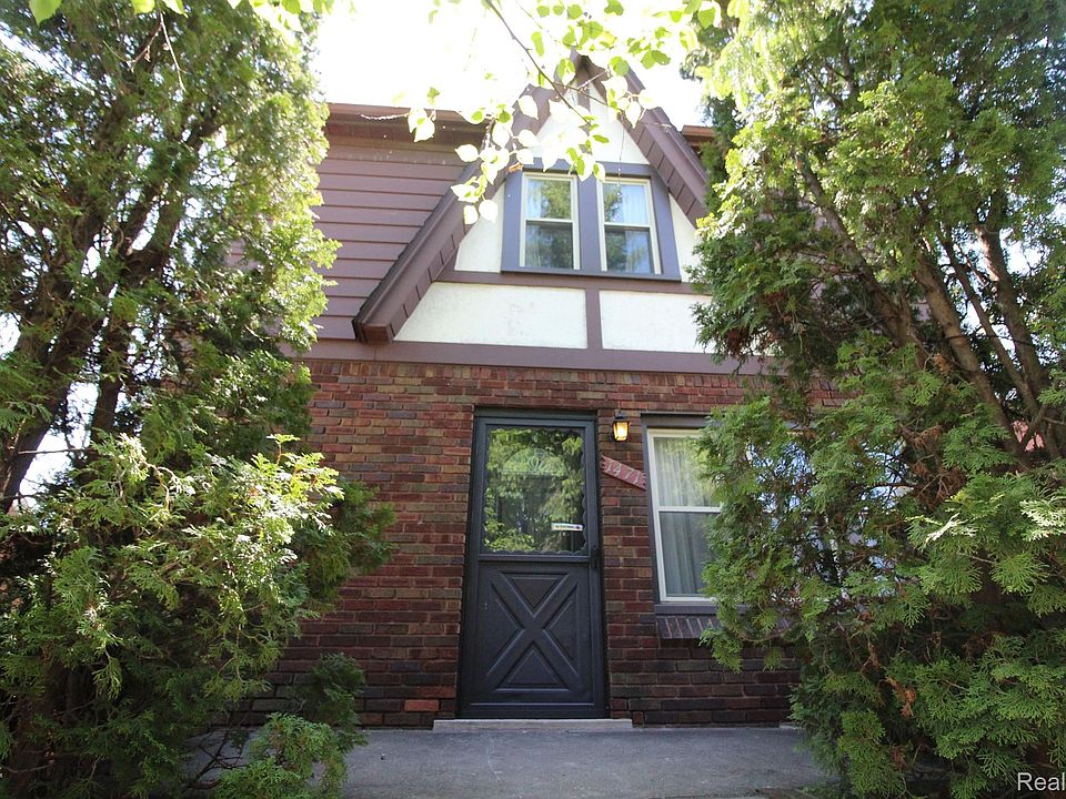 1st image of 1471 Lincoln Ave