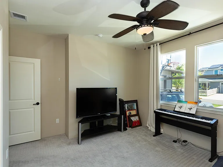 91-1030 Hinakea St — Photo 6