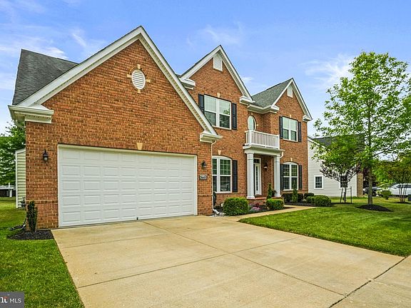 3rd image of 3602 Winterbourne Dr
