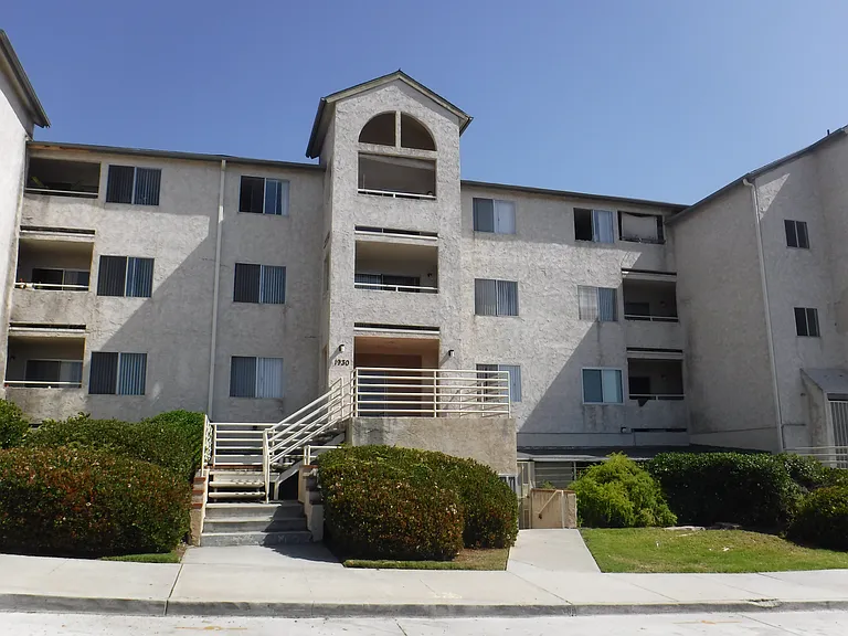 Georgia Court — Photo 2