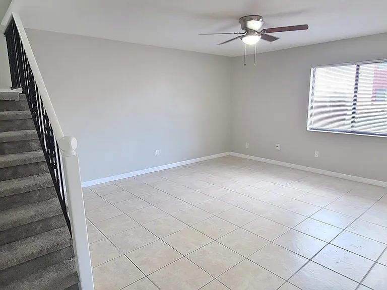 2118 Oak Meadow Cir — Photo 10