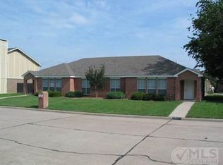 2327 Cales Dr, Arlington, TX 76013