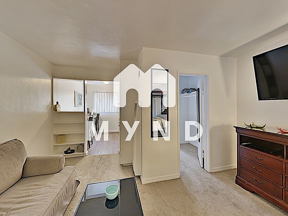 2nd image of 633 Missouri St APT 10