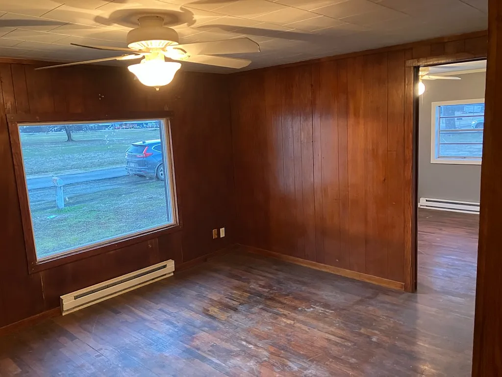 2 bed, $700 — Photo 2