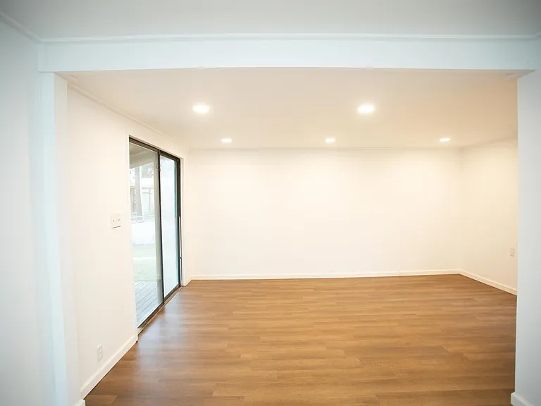 13118 Old River Dr — Photo 13
