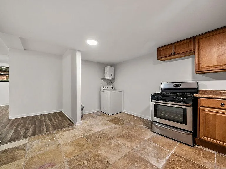 1353 Overlook Cv SE — Photo 20