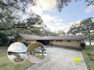 59 Poquito Rd, Shalimar, FL 32579
