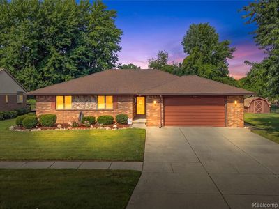 51957 N Adele Cir, Chesterfield, MI, 48047