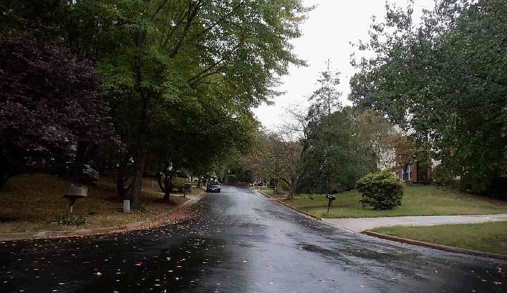 2nd image of 13100 Larkhall Cir