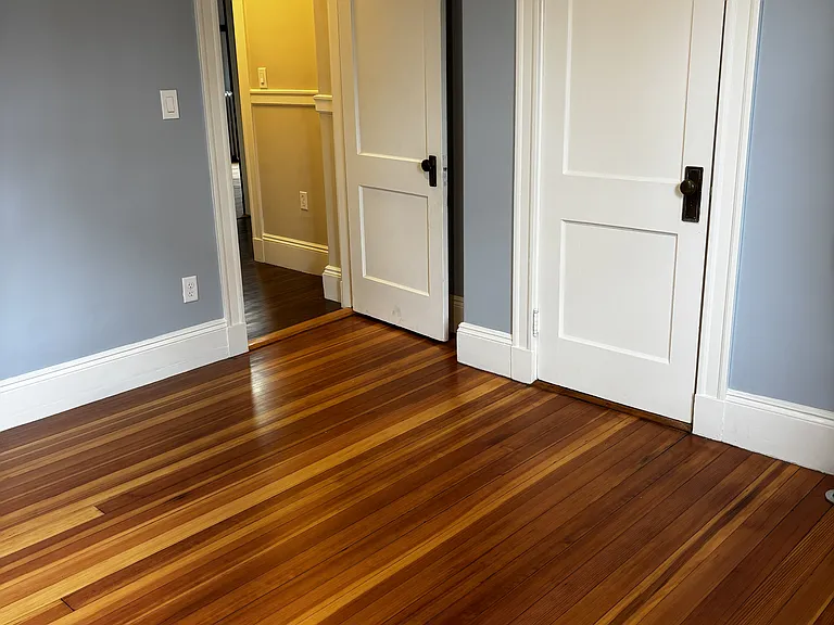 840 E Broadway #1 — Photo 18