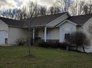411 Creekwood Blvd, Troy, MO 63379