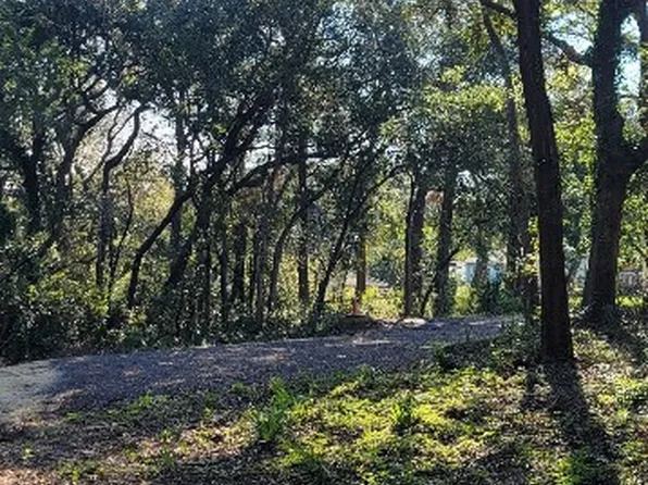 309 N 10th St, Fernandina Beach, FL 32034