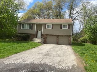16 Fenmore Dr, Wappingers Falls, NY 12590