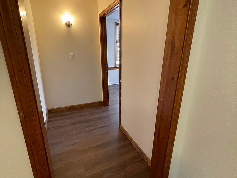 hall going into front bedroom