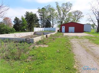 10657 Farmer Mark Rd, Mark Center, OH 43536