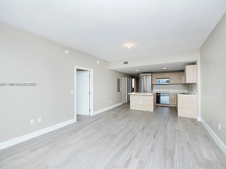 16385 Biscayne Blvd #2515 — Photo 3