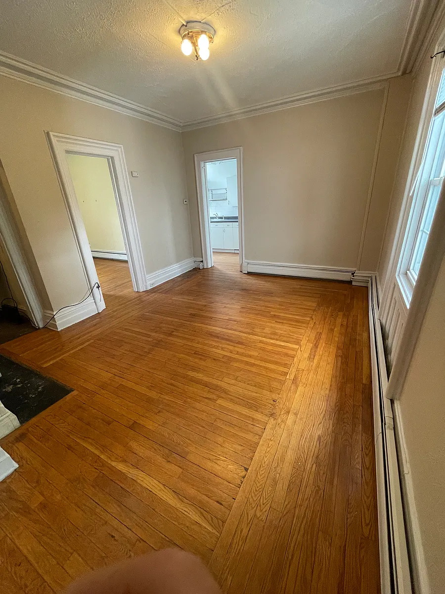 Building Photo - 641 Whitney Ave #C2