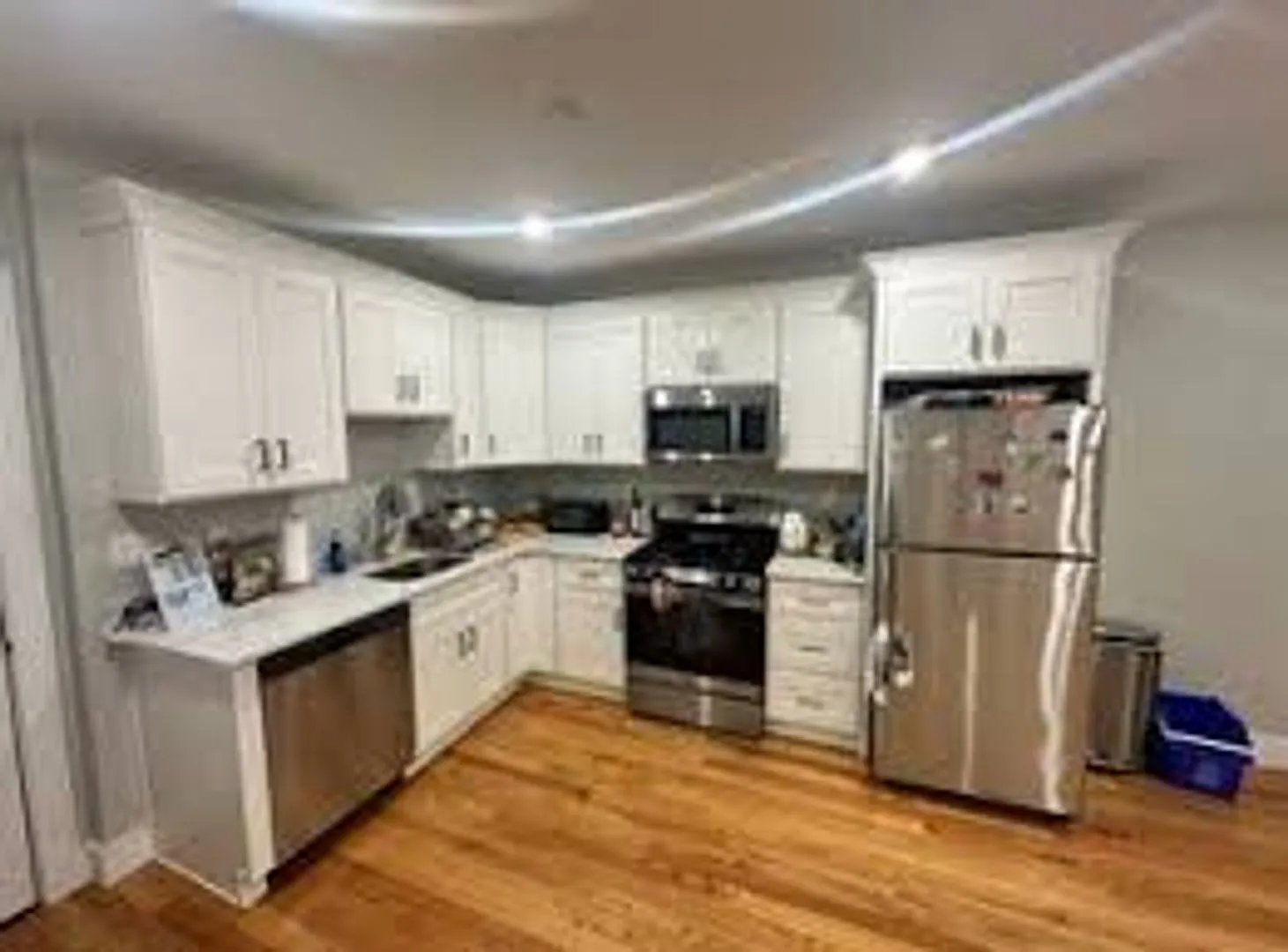 Desirable Location, Central Heat/AC, In-Unit Washer and Dryer, Eat-in Kitchen — Photo 1