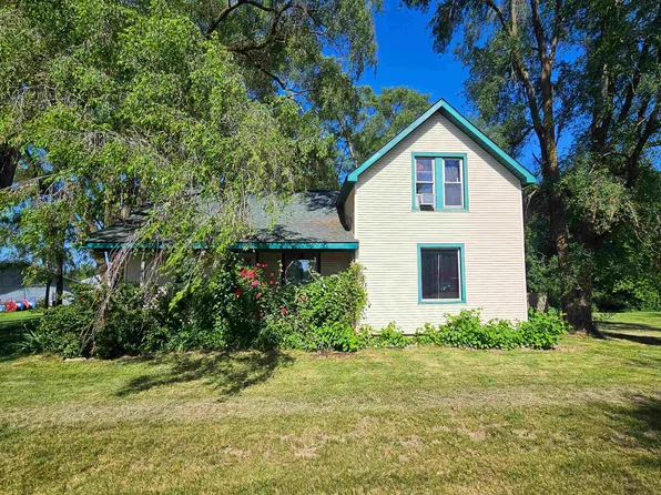 10481 State Rd, Millington, MI 48746