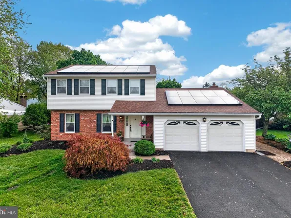 1409 Downing Dr, Hatfield, PA 19440