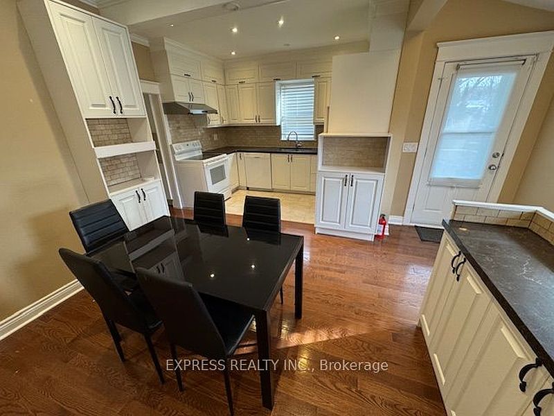 Toronto House for rent - 2 Bedrooms — photo 15
