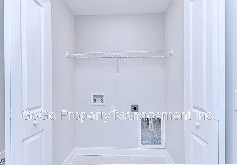 819 Marple Pl — Photo 12