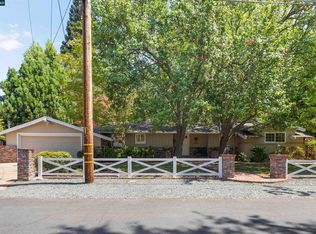 1026 Hacienda Dr, Walnut Creek, CA 94598
