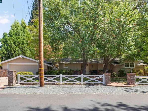 1026 Hacienda Dr, Walnut Creek, CA 94598