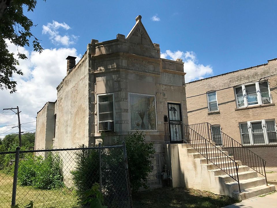 2nd image of 718 S Karlov Ave