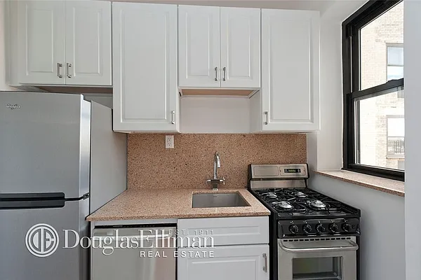 Rented by Owner | media 31